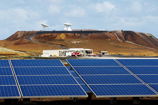 國(guó)家(jiā)電(diàn)網公司黨組理(lǐ)論學習(xí)中心組開(kāi)展學哲學用哲學專題（擴大）學習(xí)